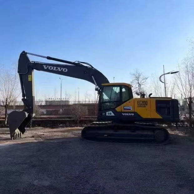 2023 Volvo EC200 - Vikšrinis ekskavatorius: foto 1 2023 Volvo EC200 - Vikšrinis ekskavatorius: foto 1