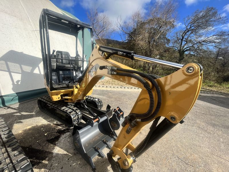 CATERPILLAR 301.C - Mini ekskavatorius: foto 2 CATERPILLAR 301.C - Mini ekskavatorius: foto 2