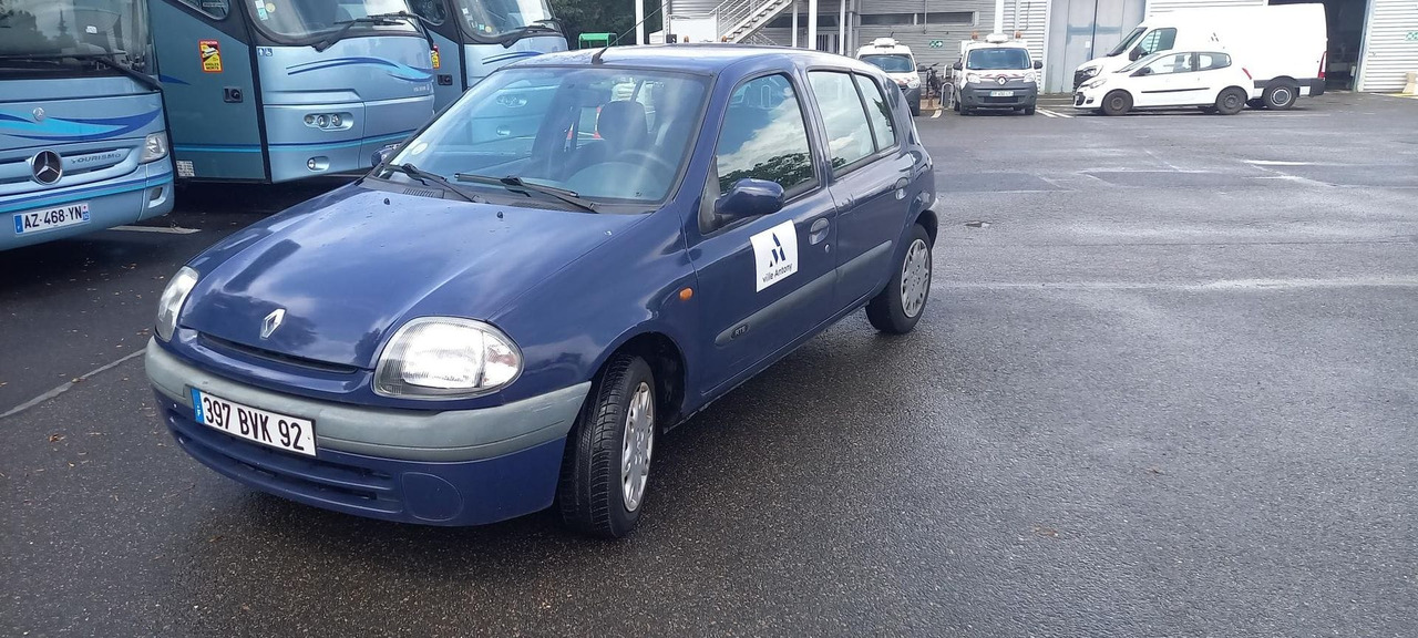 CLIO WITHOUT ROADWORTHINESS TEST - Lengvasis automobilis: foto 1 CLIO WITHOUT ROADWORTHINESS TEST - Lengvasis automobilis: foto 1