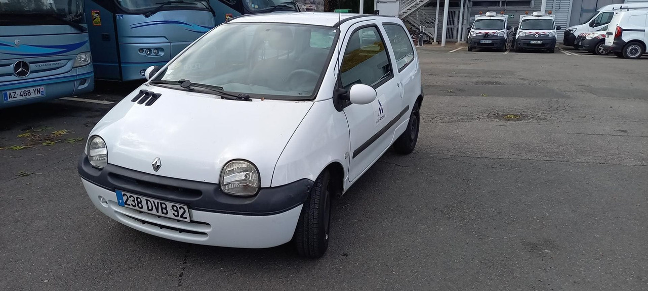 TWINGO PETROL (267) - Lengvasis automobilis: foto 5 TWINGO PETROL (267) - Lengvasis automobilis: foto 5