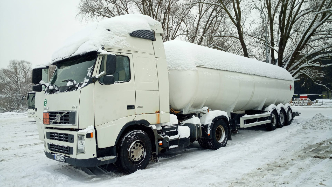 LPG ADR unit for sale. VOLVO truck FH sold together with semi-trailer gas tanke - Vilkikas: foto 4 LPG ADR unit for sale. VOLVO truck FH sold together with semi-trailer gas tanke - Vilkikas: foto 4