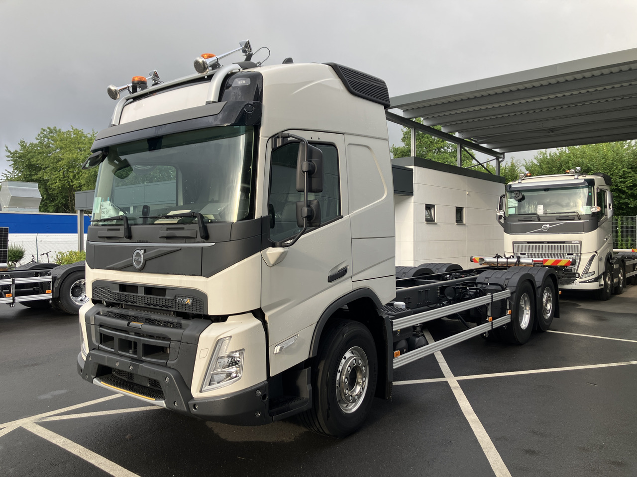 VOLVO FMX 540 6x2 Globetrotter Chassis - Važiuoklės sunkvežimis: foto 1 VOLVO FMX 540 6x2 Globetrotter Chassis - Važiuoklės sunkvežimis: foto 1