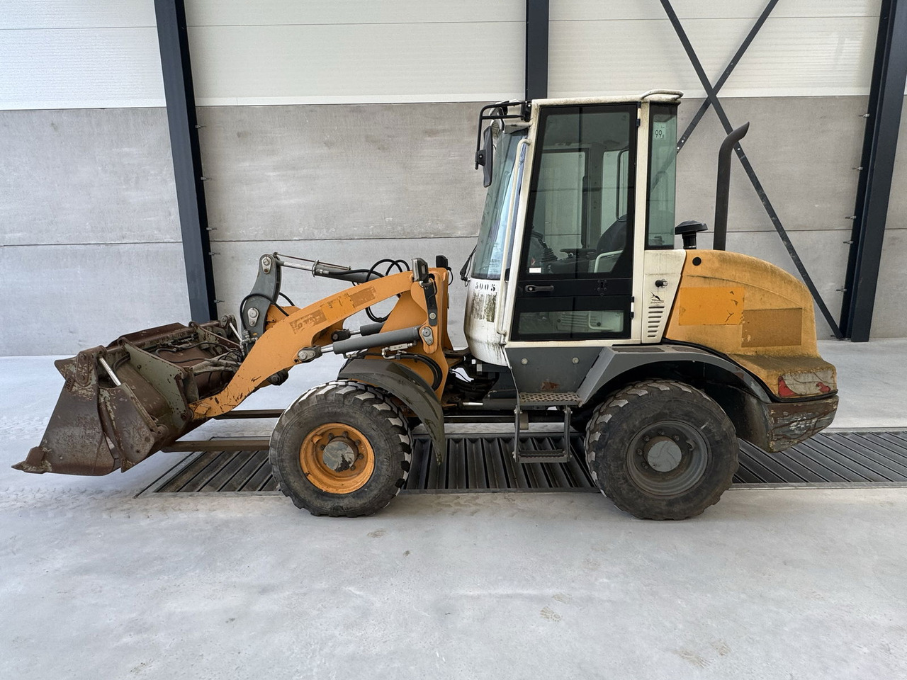 Liebherr L 506 - Ratinis krautuvas: foto 5 Liebherr L 506 - Ratinis krautuvas: foto 5