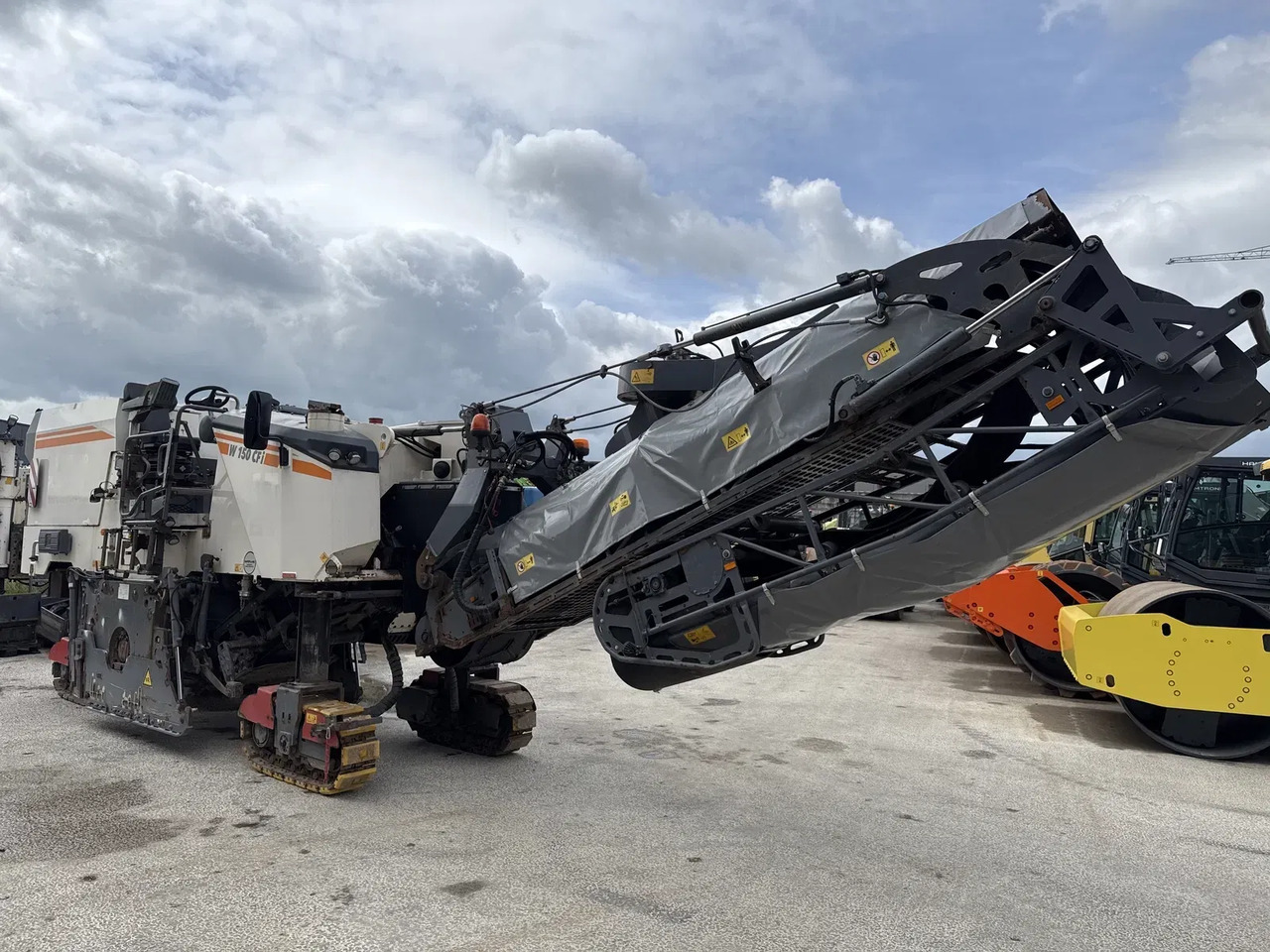 Wirtgen W 150 CFi - Asfalto freza: foto 2 Wirtgen W 150 CFi - Asfalto freza: foto 2