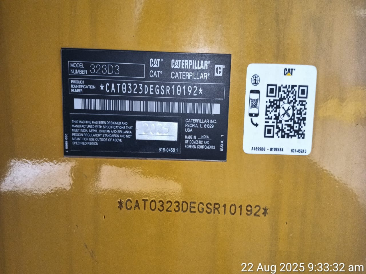 CATERPILLAR 323D3 - Ekskavatorius: foto 4 CATERPILLAR 323D3 - Ekskavatorius: foto 4