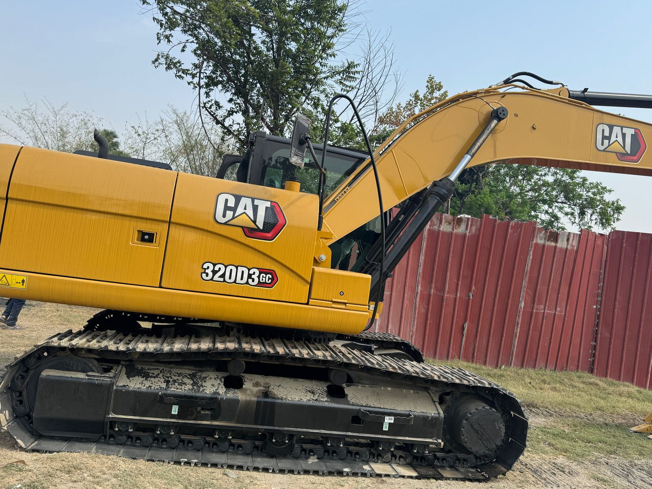 CATERPILLAR 323GC - Vikšrinis ekskavatorius: foto 2 CATERPILLAR 323GC - Vikšrinis ekskavatorius: foto 2