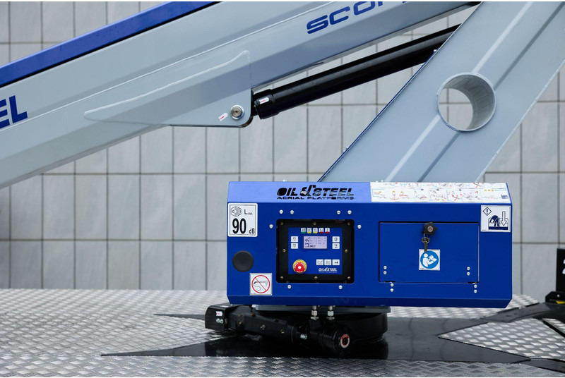 Oil & Steel Scorpion 18 Sobre IVECO DAILY 35S14 entre ejes 3750 mm - Kėlimo platforma: foto 2 Oil & Steel Scorpion 18 Sobre IVECO DAILY 35S14 entre ejes 3750 mm - Kėlimo platforma: foto 2