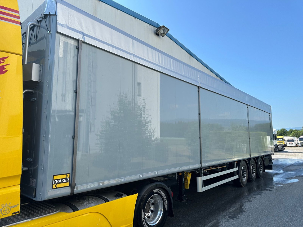 Kraker CF-200ZL Lift 92m³ - Su slankiojanciomis grindimis puspriekabė: foto 1 Kraker CF-200ZL Lift 92m³ - Su slankiojanciomis grindimis puspriekabė: foto 1