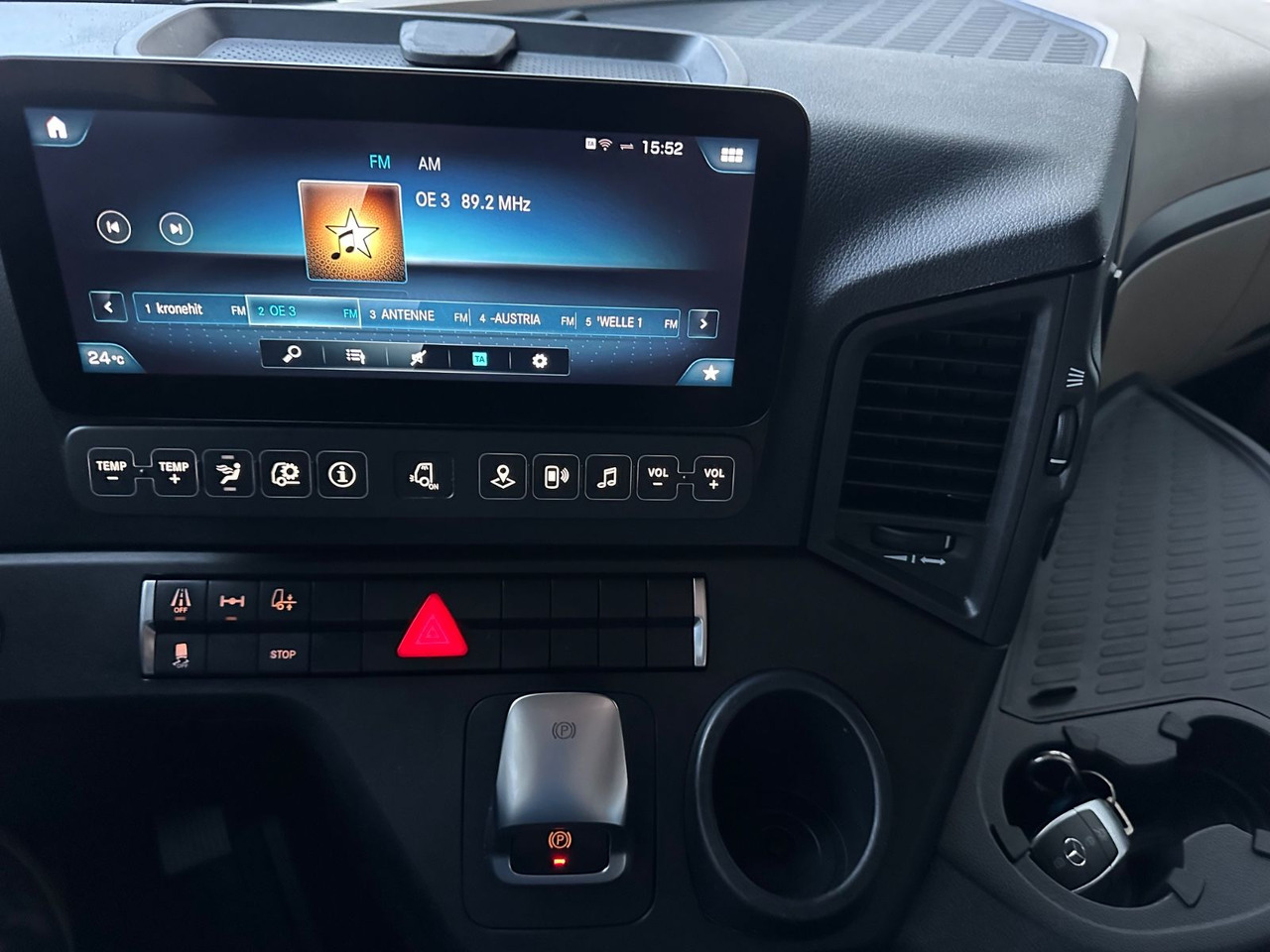 Mercedes-Benz Actros 2545 2T LBW - Konteineris-vežimus/ Sukeisti kūną sunkvežimis: foto 4 Mercedes-Benz Actros 2545 2T LBW - Konteineris-vežimus/ Sukeisti kūną sunkvežimis: foto 4