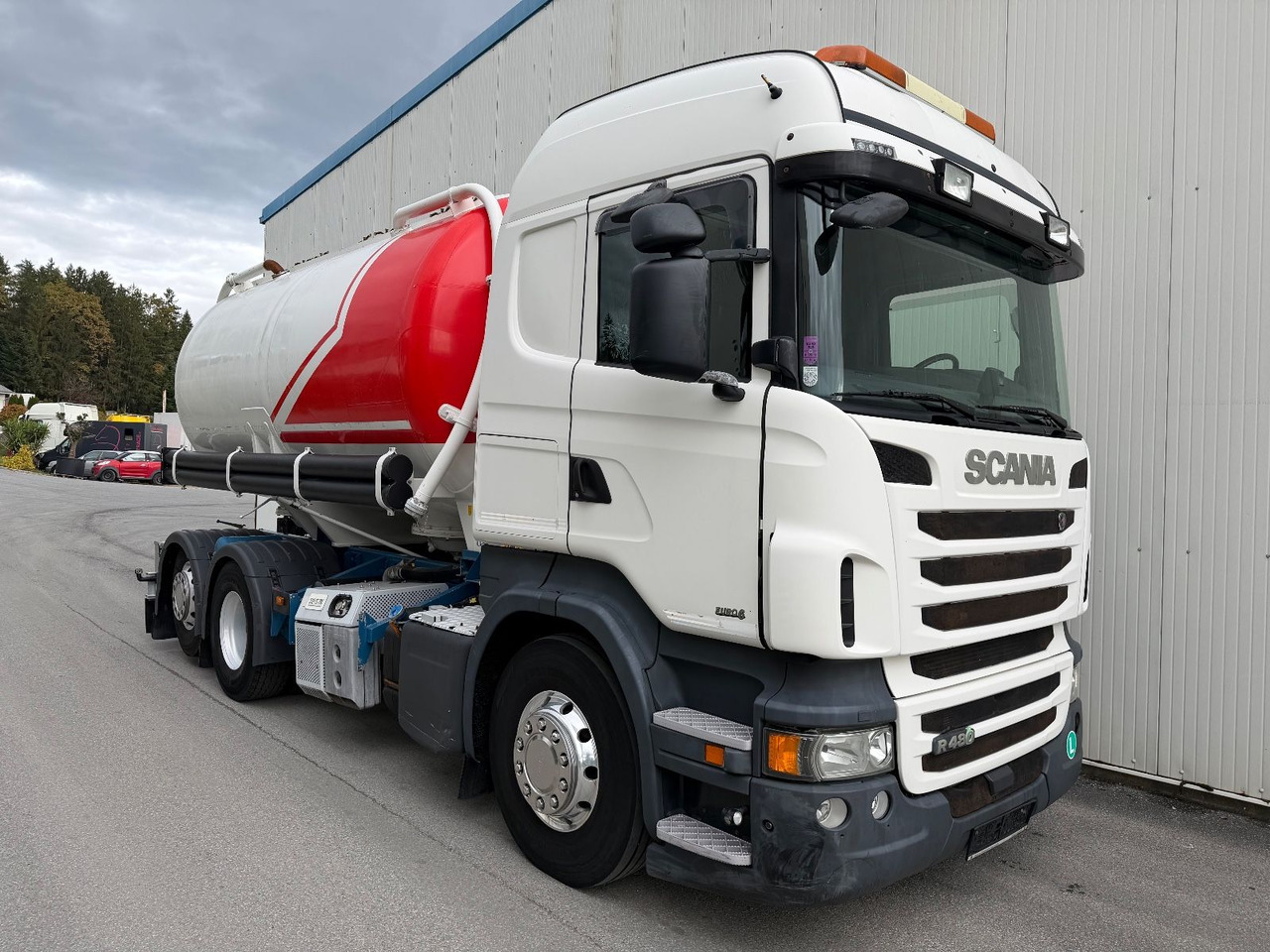 Scania R 480 Opticruise Highline Retarder PTO Standklim - Asenizatorius: foto 2 Scania R 480 Opticruise Highline Retarder PTO Standklim - Asenizatorius: foto 2