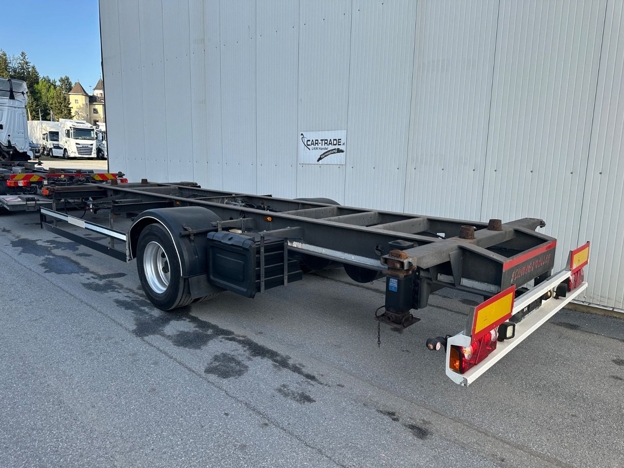 Schwarzmüller S1 11Tonnen - Konteineris-vežimus/ Sukeisti kūną priekaba: foto 4 Schwarzmüller S1 11Tonnen - Konteineris-vežimus/ Sukeisti kūną priekaba: foto 4