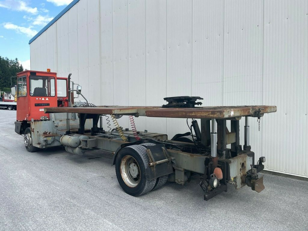 Terberg YT17 Mafi Wiesel Wechsler Terberg YT17 Mafi Wiesel Wechsler - Konteineris-vežimus/ Sukeisti kūną sunkvežimis: foto 3 Terberg YT17 Mafi Wiesel Wechsler Terberg YT17 Mafi Wiesel Wechsler - Konteineris-vežimus/ Sukeisti kūną sunkvežimis: foto 3