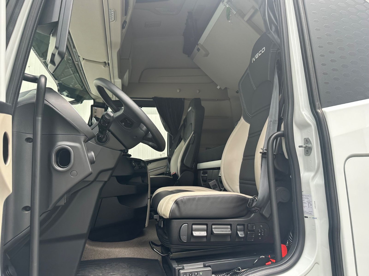 Iveco S-Way 580 Voll - Vilkikas: foto 5 Iveco S-Way 580 Voll - Vilkikas: foto 5
