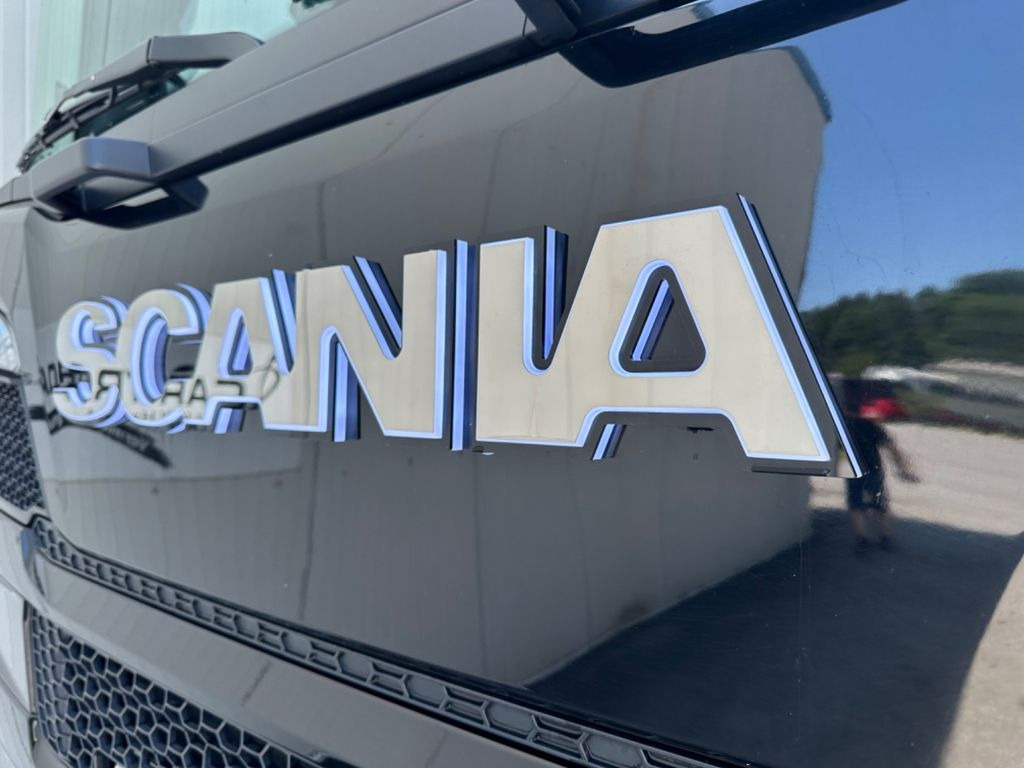 Scania 500R Vollluft Alu Leder LED Hyd. - Vilkikas: foto 5 Scania 500R Vollluft Alu Leder LED Hyd. - Vilkikas: foto 5