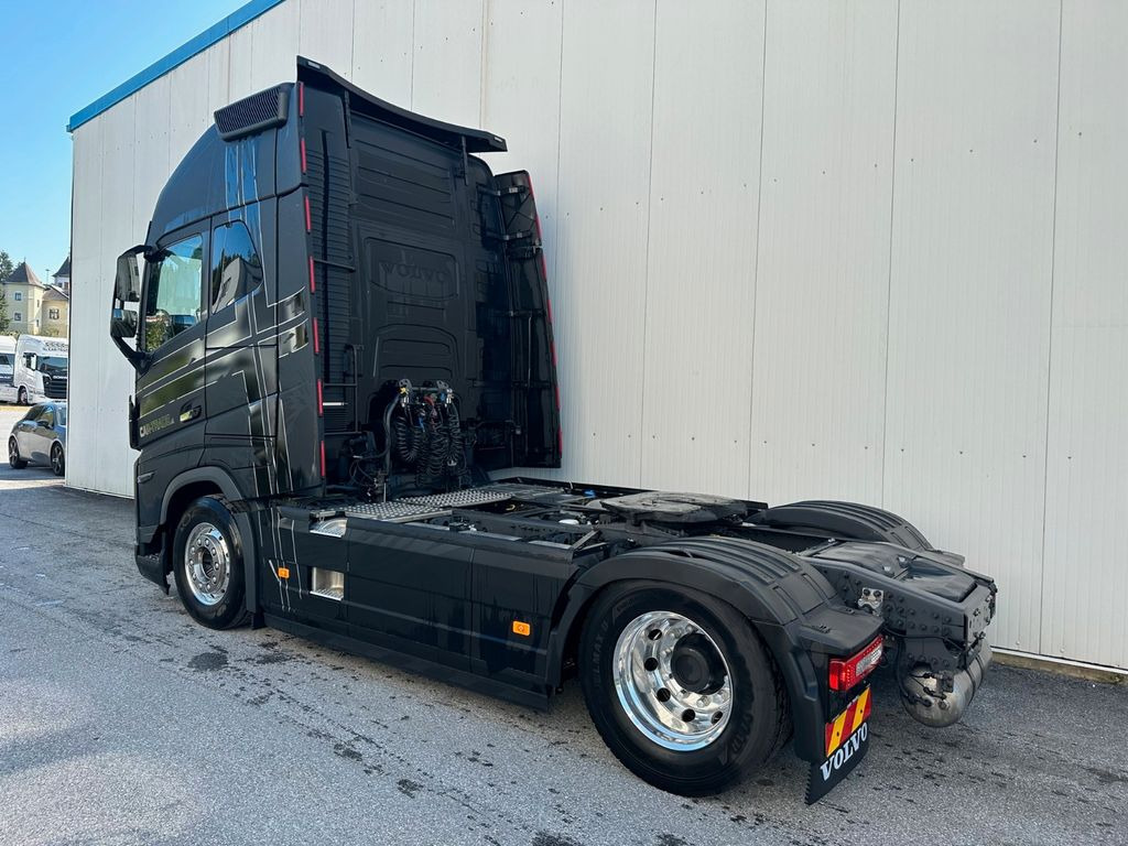 Volvo FH 750 XL Retarder Vollausstattung - Vilkikas: foto 4 Volvo FH 750 XL Retarder Vollausstattung - Vilkikas: foto 4