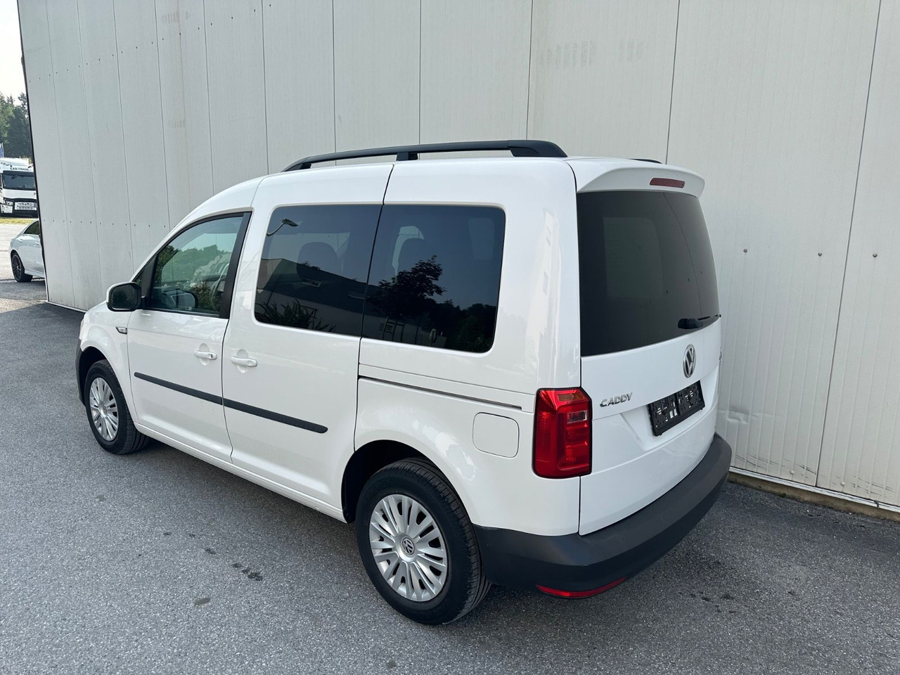 Volkswagen Caddy 2,0TDI 75kW BMT Beach - Keleivinis furgonas: foto 3 Volkswagen Caddy 2,0TDI 75kW BMT Beach - Keleivinis furgonas: foto 3