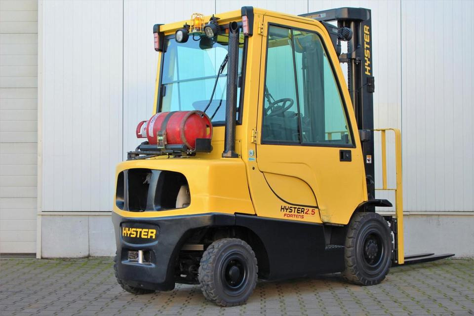 HYSTER H2.5FT Gas 2500kg Kabine 2018 Stapler UVV ✅ - Dujinis krautuvas: foto 1 HYSTER H2.5FT Gas 2500kg Kabine 2018 Stapler UVV ✅ - Dujinis krautuvas: foto 1