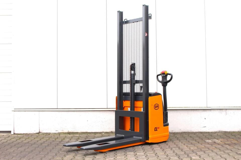 OM CL10,5ac - Batterie NEU - Keltuvas: foto 1 OM CL10,5ac - Batterie NEU - Keltuvas: foto 1