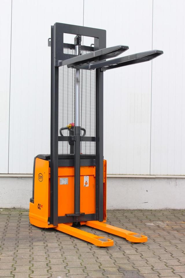 OM CL10,5ac - Batterie NEU - Keltuvas: foto 5 OM CL10,5ac - Batterie NEU - Keltuvas: foto 5