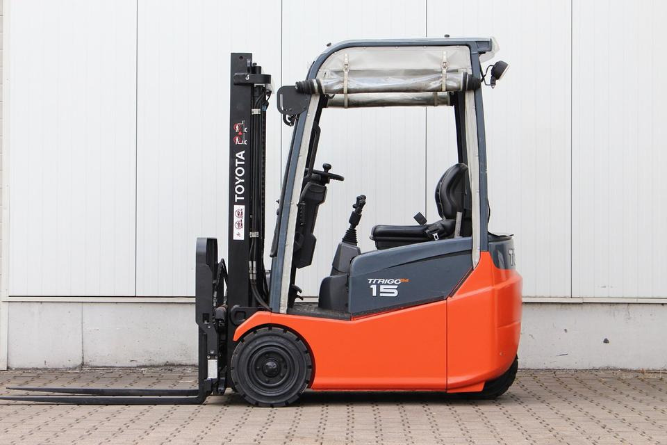 TOYOTA 7FBEST15 Zinkenverstellung - Elektrinis krautuvas: foto 4 TOYOTA 7FBEST15 Zinkenverstellung - Elektrinis krautuvas: foto 4