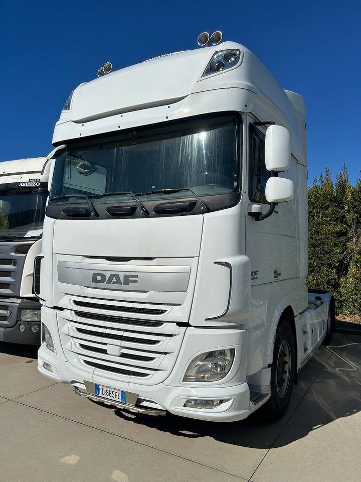 DAF XF 510 FT - Vilkikas: foto 1 DAF XF 510 FT - Vilkikas: foto 1