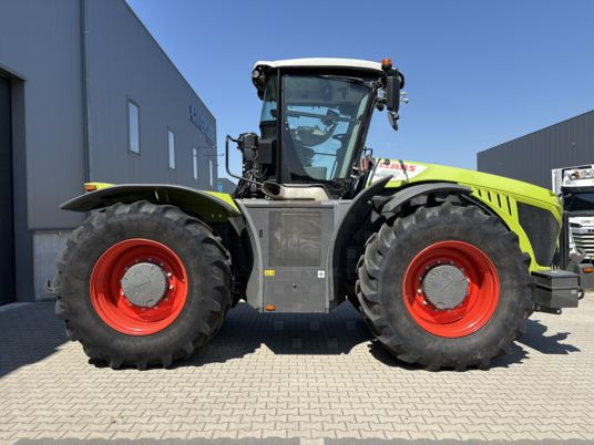 Claas Xerion 4200 Trac VC - Traktorius: foto 2 Claas Xerion 4200 Trac VC - Traktorius: foto 2