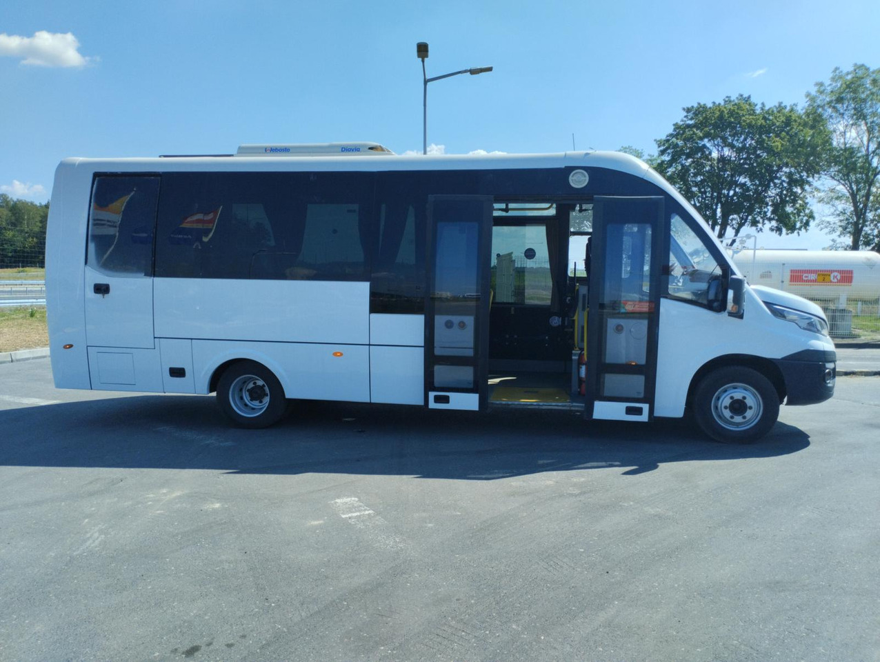 IVECO FIRST ROSERO 70C18 - Mikroautobusas, Keleivinis furgonas: foto 5 IVECO FIRST ROSERO 70C18 - Mikroautobusas, Keleivinis furgonas: foto 5