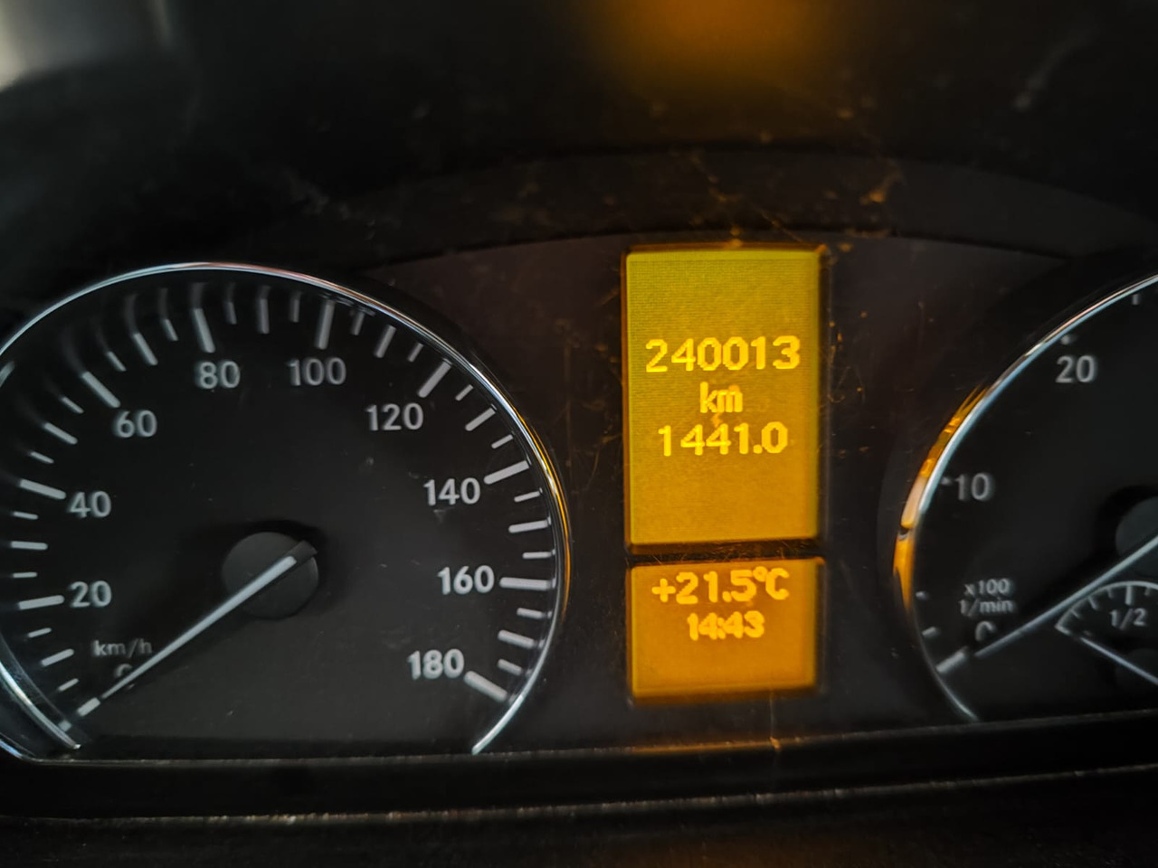 MERCEDES-BENZ SPRINTER 519 - Mikroautobusas, Keleivinis furgonas: foto 4 MERCEDES-BENZ SPRINTER 519 - Mikroautobusas, Keleivinis furgonas: foto 4