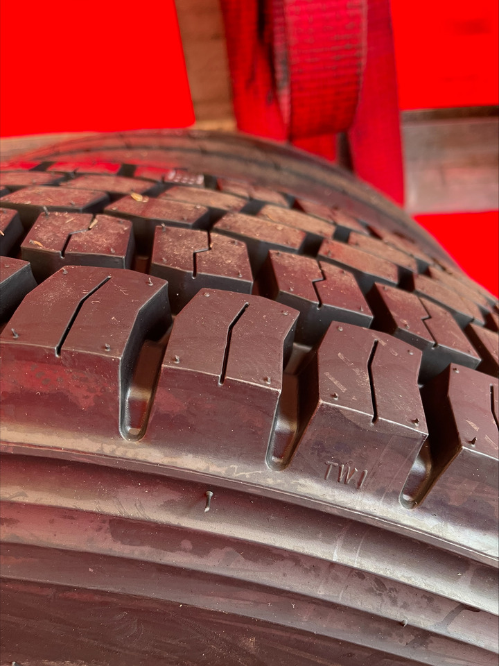 GITI 265 / 70 R 19,5 - Padanga: foto 2 GITI 265 / 70 R 19,5 - Padanga: foto 2