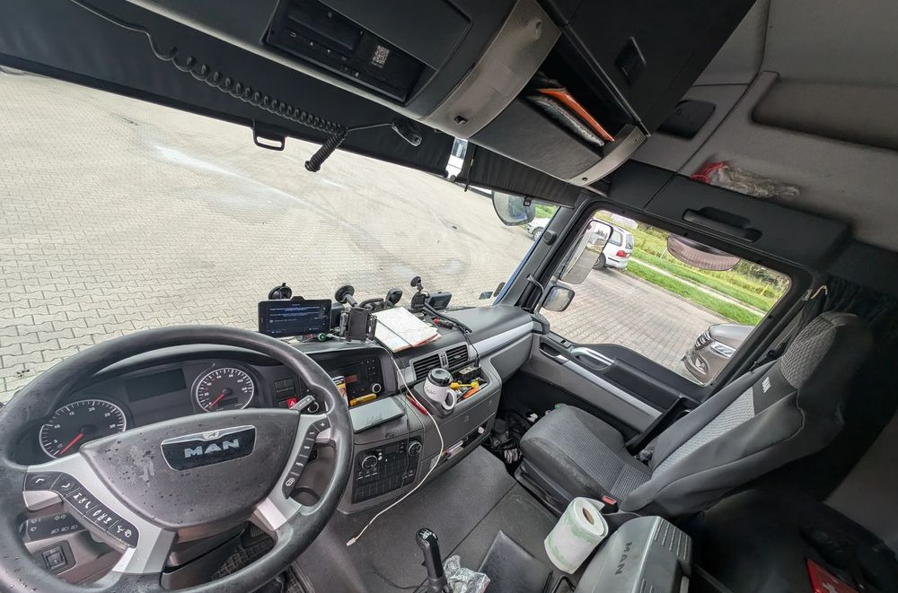 MAN TRUCK TGL - Tentinis sunkvežimis: foto 3 MAN TRUCK TGL - Tentinis sunkvežimis: foto 3