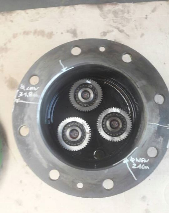 Zwolnica koła john Deere most APL 325 - Transmisija: foto 1 Zwolnica koła john Deere most APL 325 - Transmisija: foto 1