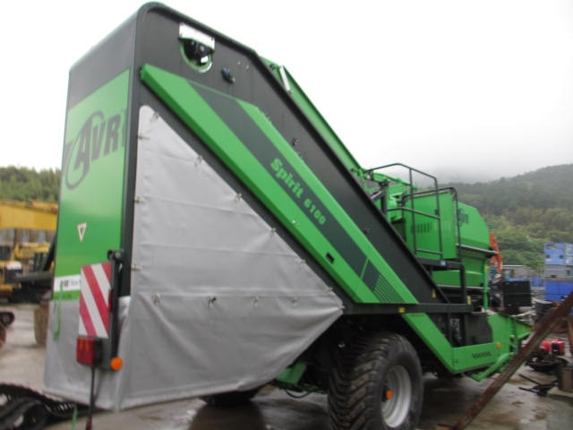 AVR SPIRIT6100 - Bulvių kombainas: foto 2 AVR SPIRIT6100 - Bulvių kombainas: foto 2