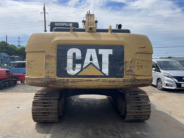 CAT 320D-E - Vikšrinis ekskavatorius: foto 4 CAT 320D-E - Vikšrinis ekskavatorius: foto 4