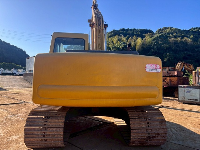 KOMATSU PC120-6 - Vikšrinis ekskavatorius: foto 3 KOMATSU PC120-6 - Vikšrinis ekskavatorius: foto 3