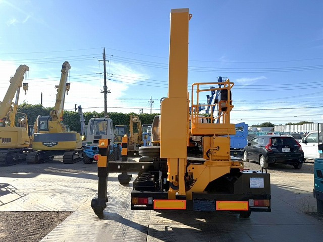 Autobokštelio TADANO BT-200-2: foto 12 Autobokštelio TADANO BT-200-2: foto 12