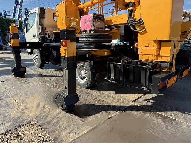 Autobokštelio TADANO BT-200-2: foto 11 Autobokštelio TADANO BT-200-2: foto 11