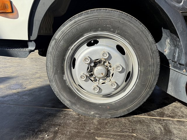 Autobokštelio TADANO BT-200-2: foto 15 Autobokštelio TADANO BT-200-2: foto 15