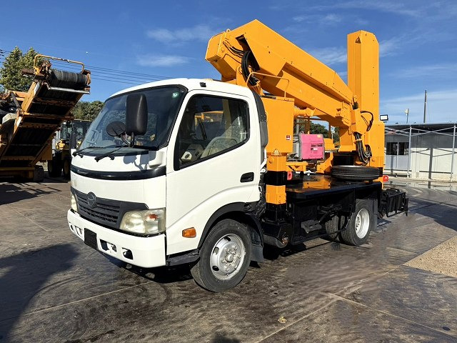 TADANO BT-200-2 - Autobokštelio: foto 1 TADANO BT-200-2 - Autobokštelio: foto 1