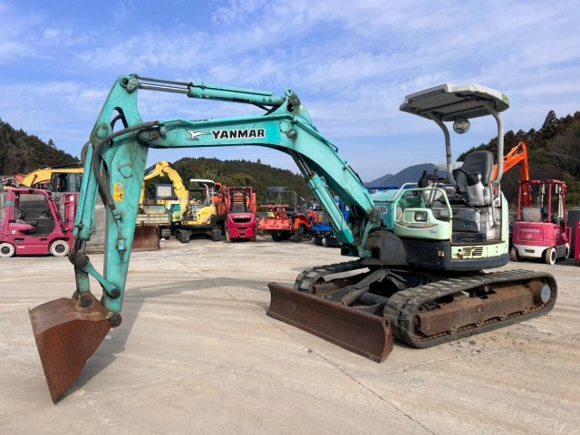 YANMAR ViO40-5B - Mini ekskavatorius: foto 1 YANMAR ViO40-5B - Mini ekskavatorius: foto 1
