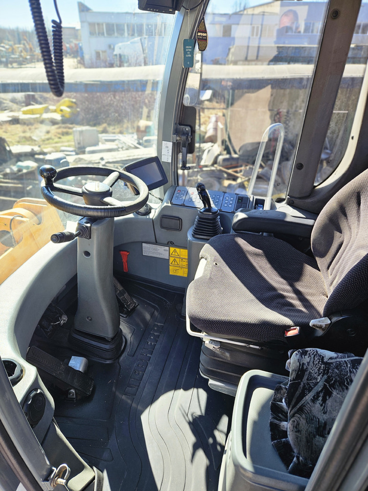 LIEBHERR L566 lizingą LIEBHERR L566: foto 6