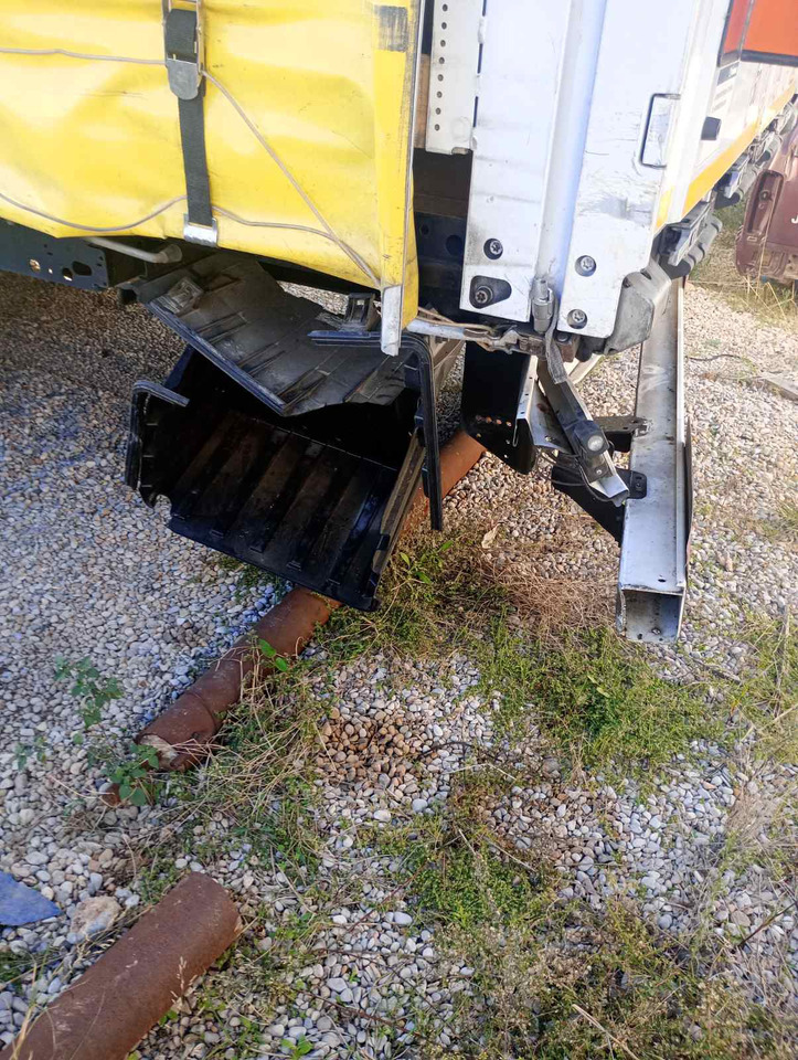 KRONE SD - Puspriekabė: foto 5 KRONE SD - Puspriekabė: foto 5