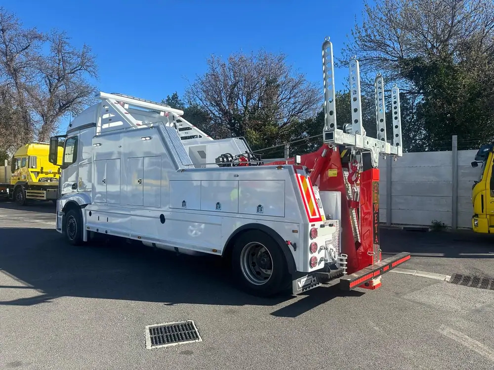 Mercedes-Benz Actros 1943 *NOUVELLE SUPERTRUCTURE GRS 20000 VEMASUR*FULL AIR - Evakuatorius: foto 4 Mercedes-Benz Actros 1943 *NOUVELLE SUPERTRUCTURE GRS 20000 VEMASUR*FULL AIR - Evakuatorius: foto 4