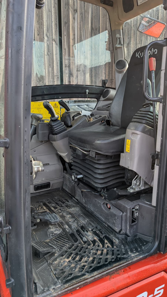 KUBOTA U50-5 - Mini ekskavatorius: foto 5 KUBOTA U50-5 - Mini ekskavatorius: foto 5