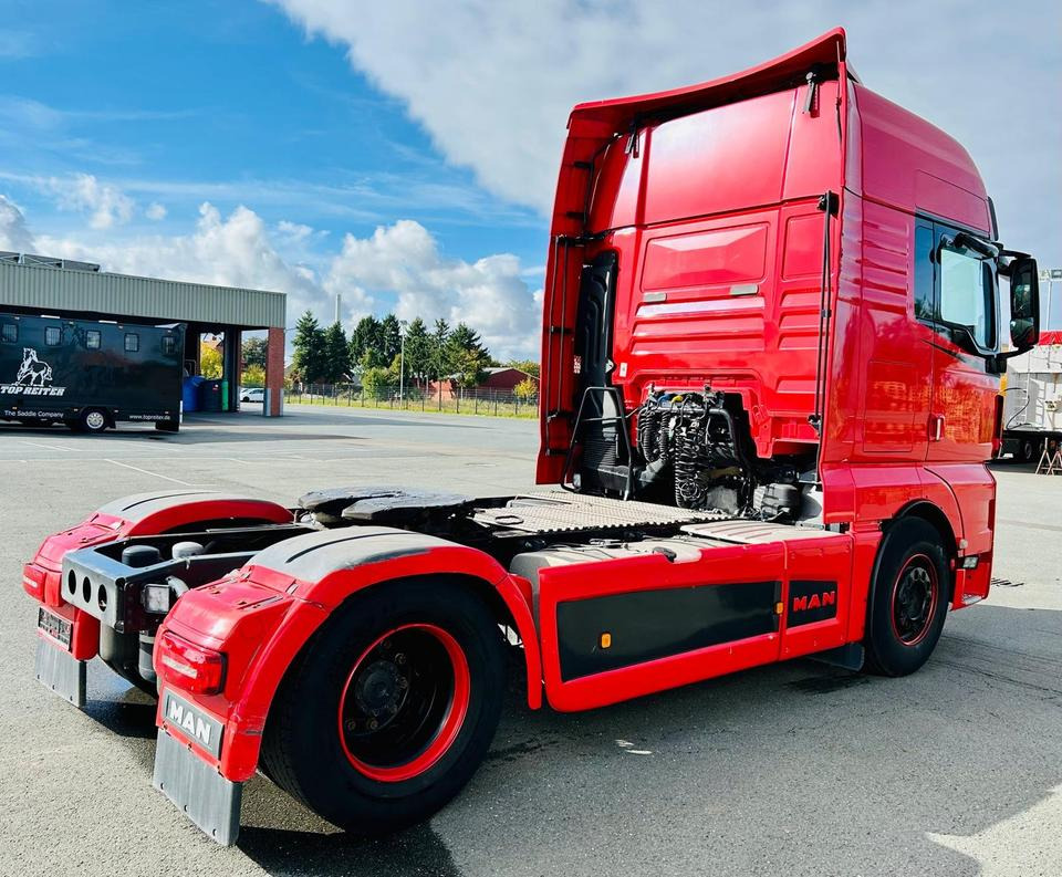 MAN TGX 18.500 4x2 LLS + XXL + Leder + Autom. + Voll-Verkleidung - Vilkikas: foto 5 MAN TGX 18.500 4x2 LLS + XXL + Leder + Autom. + Voll-Verkleidung - Vilkikas: foto 5