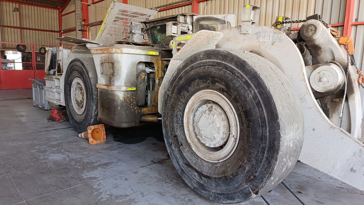 CATERPILLAR R1600H - Kasybos mašina: foto 1 CATERPILLAR R1600H - Kasybos mašina: foto 1