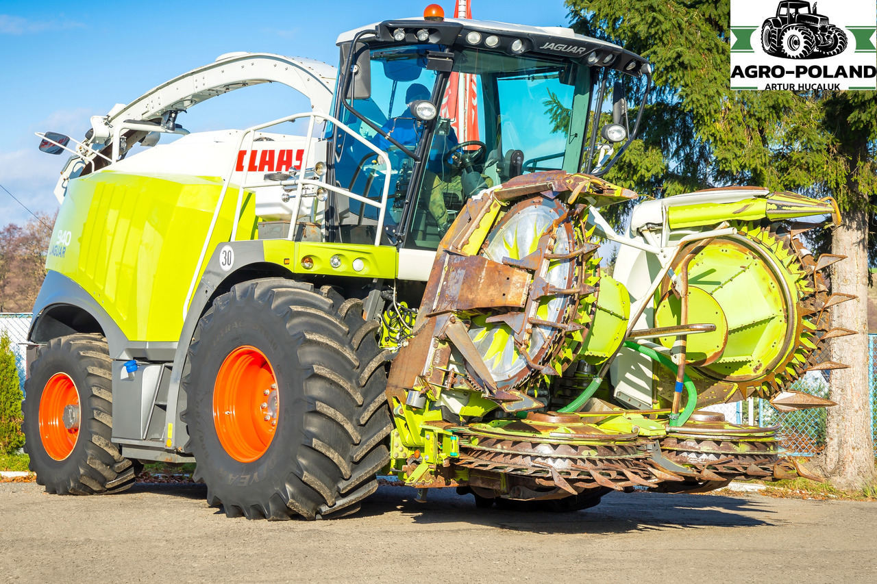 CLAAS JAGUAR 940 - 2014 ROK - 4X4 + ORBIS 600 + PU 300 - Pašarų kombainas: foto 2 CLAAS JAGUAR 940 - 2014 ROK - 4X4 + ORBIS 600 + PU 300 - Pašarų kombainas: foto 2