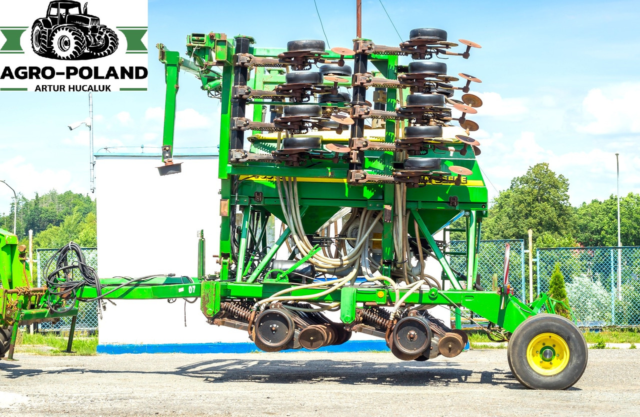 JOHN DEERE 750 A - 6 M - 2008 ROK - Sėjamoji: foto 5 JOHN DEERE 750 A - 6 M - 2008 ROK - Sėjamoji: foto 5