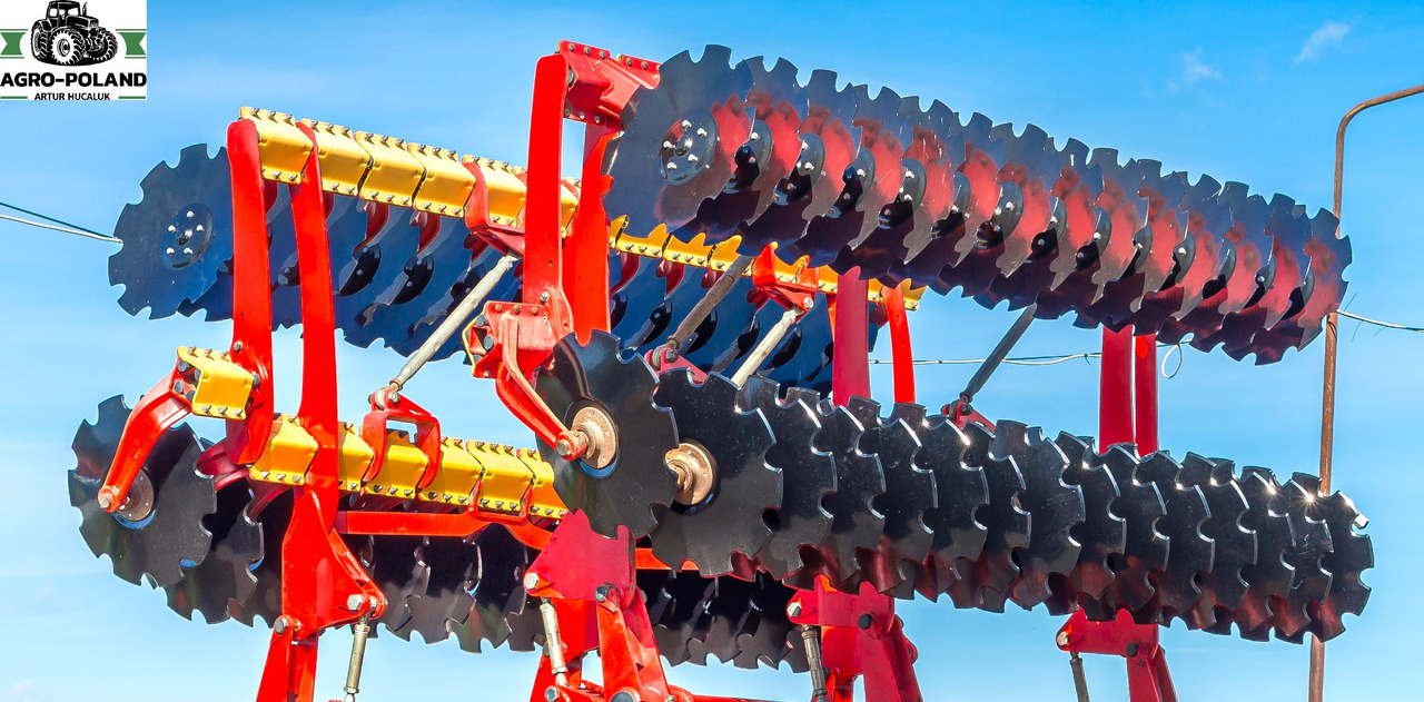 Väderstad CARRIER 925 XL - 2014 ROK - W CENIE DRUGI KOMPLET TALERZY CROSSCUTTER - Diskiniai skutikai: foto 4 Väderstad CARRIER 925 XL - 2014 ROK - W CENIE DRUGI KOMPLET TALERZY CROSSCUTTER - Diskiniai skutikai: foto 4