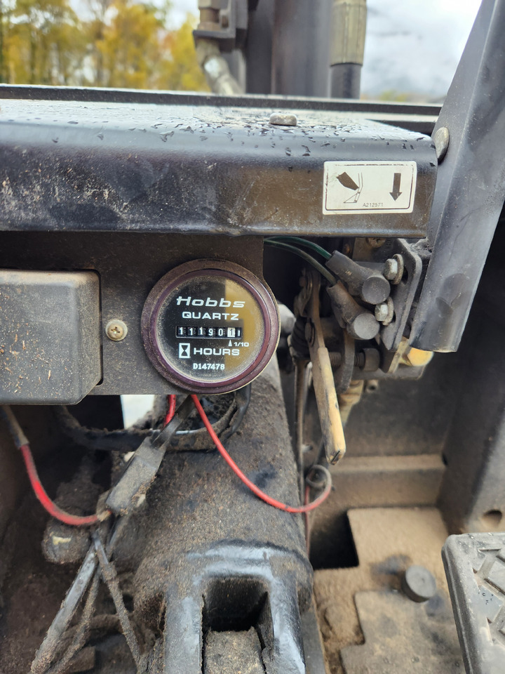 DAEWOO G30E-3 - Dujinis krautuvas: foto 5 DAEWOO G30E-3 - Dujinis krautuvas: foto 5