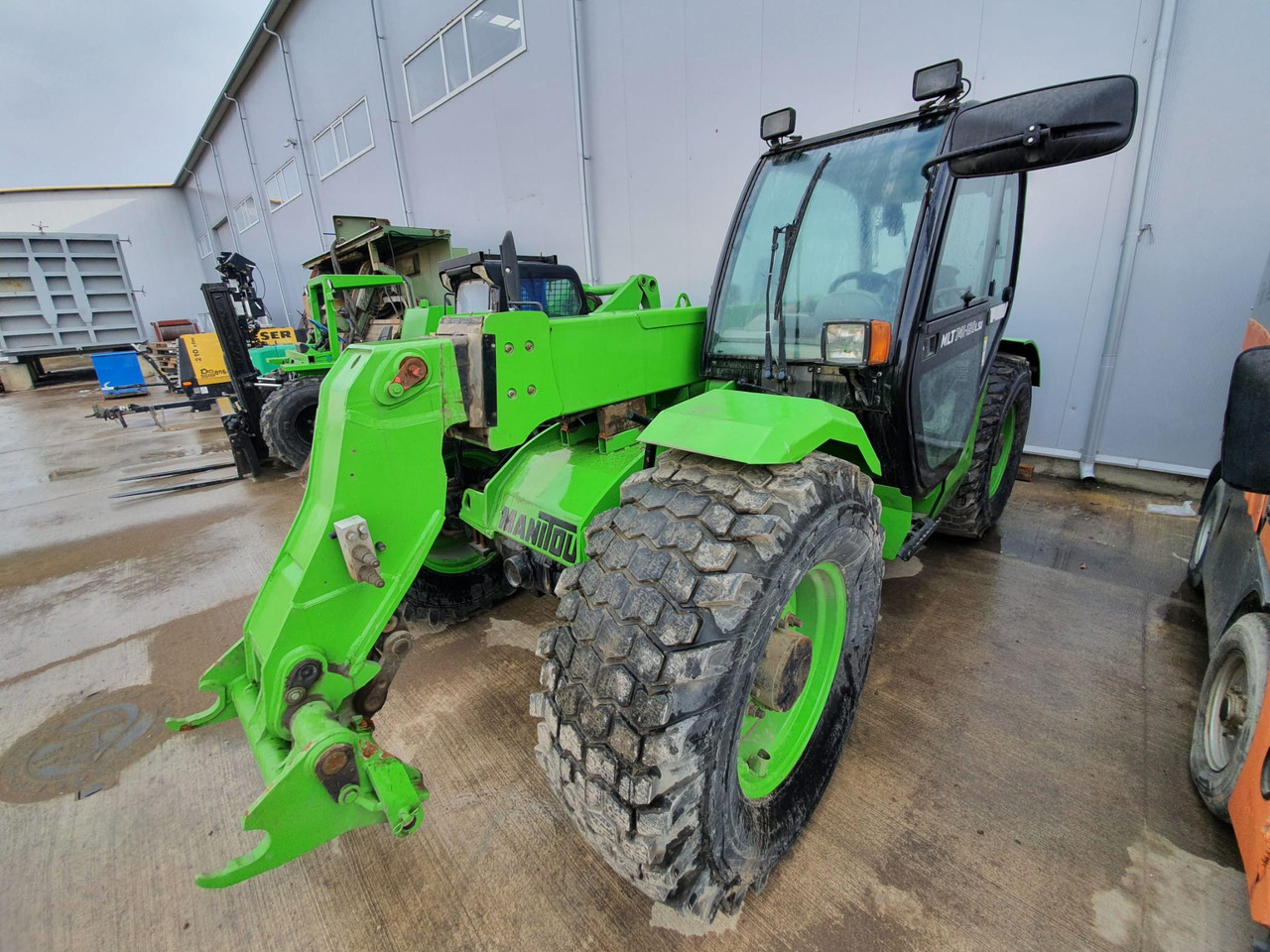 Manitou MLT 741-120 LSU - Teleskopinis krautuvas: foto 1 Manitou MLT 741-120 LSU - Teleskopinis krautuvas: foto 1